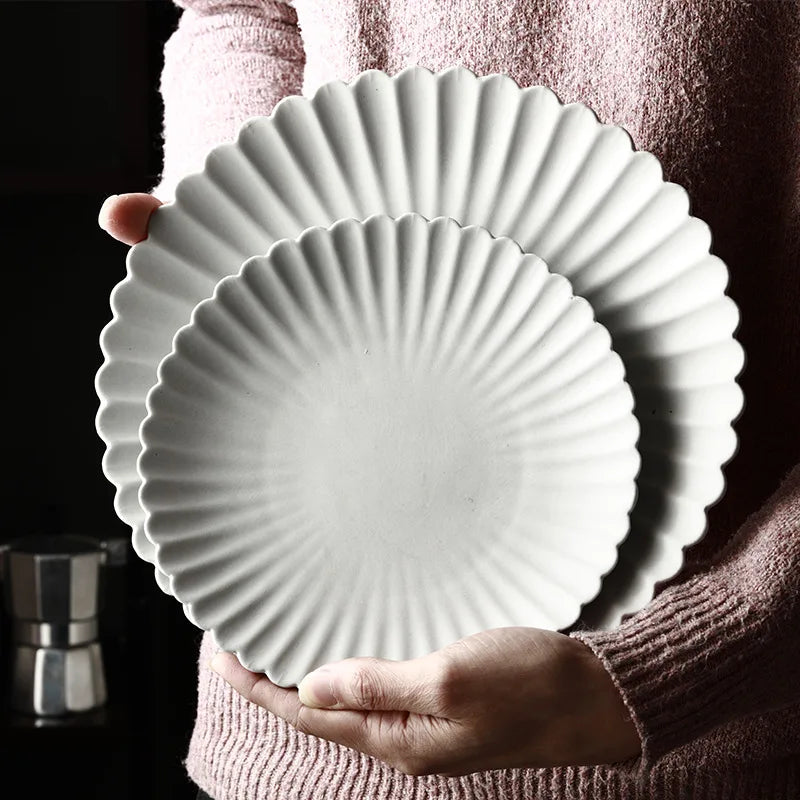 Chrysanthemum Ceramic Plate, Frosted Flower-Shaped Dessert and Serving Plate, Bowls and Plates in Four Sizes