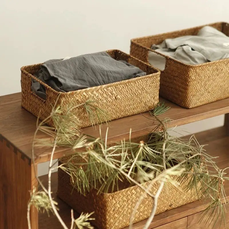 Woven Seagrass Basket, product photo 1