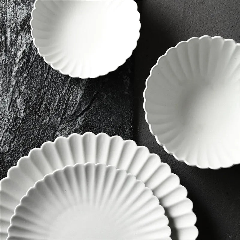 Chrysanthemum Ceramic Plate, Frosted Flower-Shaped Dessert and Serving Plate, Bowls and Plates in Four Sizes