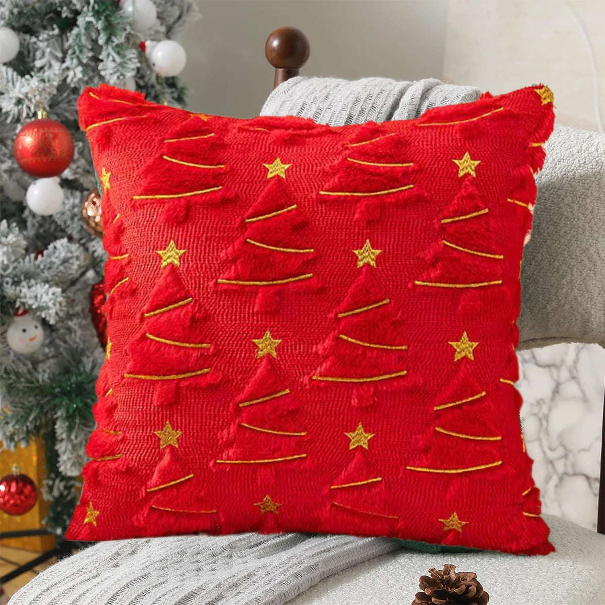 Plush Christmas Tree Pillow Cover with Gold Stars, Holiday Throw Pillow Case for Sofa and Armchair, Beige or Red
