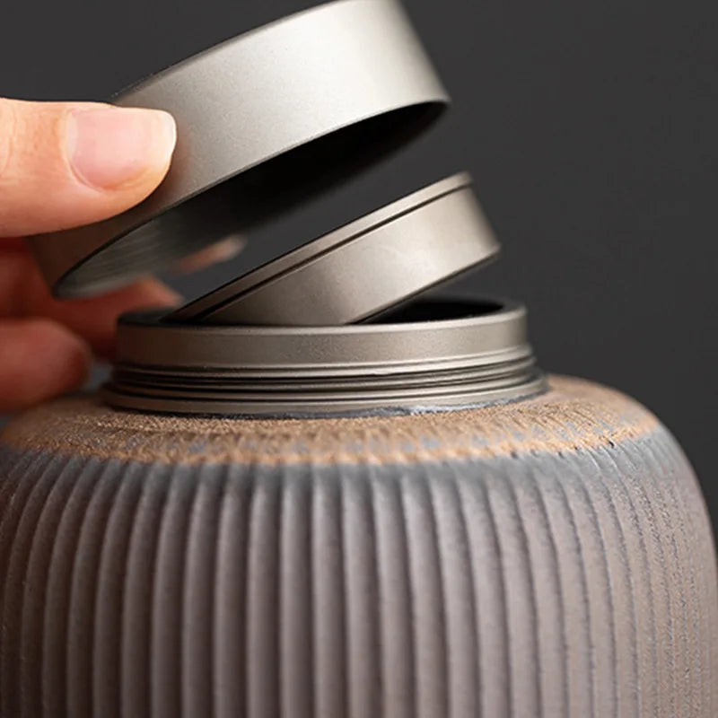 Coarse Pottery Tea Canister with Lid, Ceramic Jar for Loose Tea, Coffee and Spices, 700 ml, Round or Ribbed