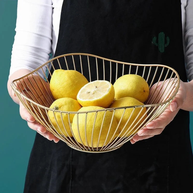 Wire Fruit Basket with Wavy Rim, Nordic Countertop Bowl for Fruit, Bread and Snacks, Gold or Black