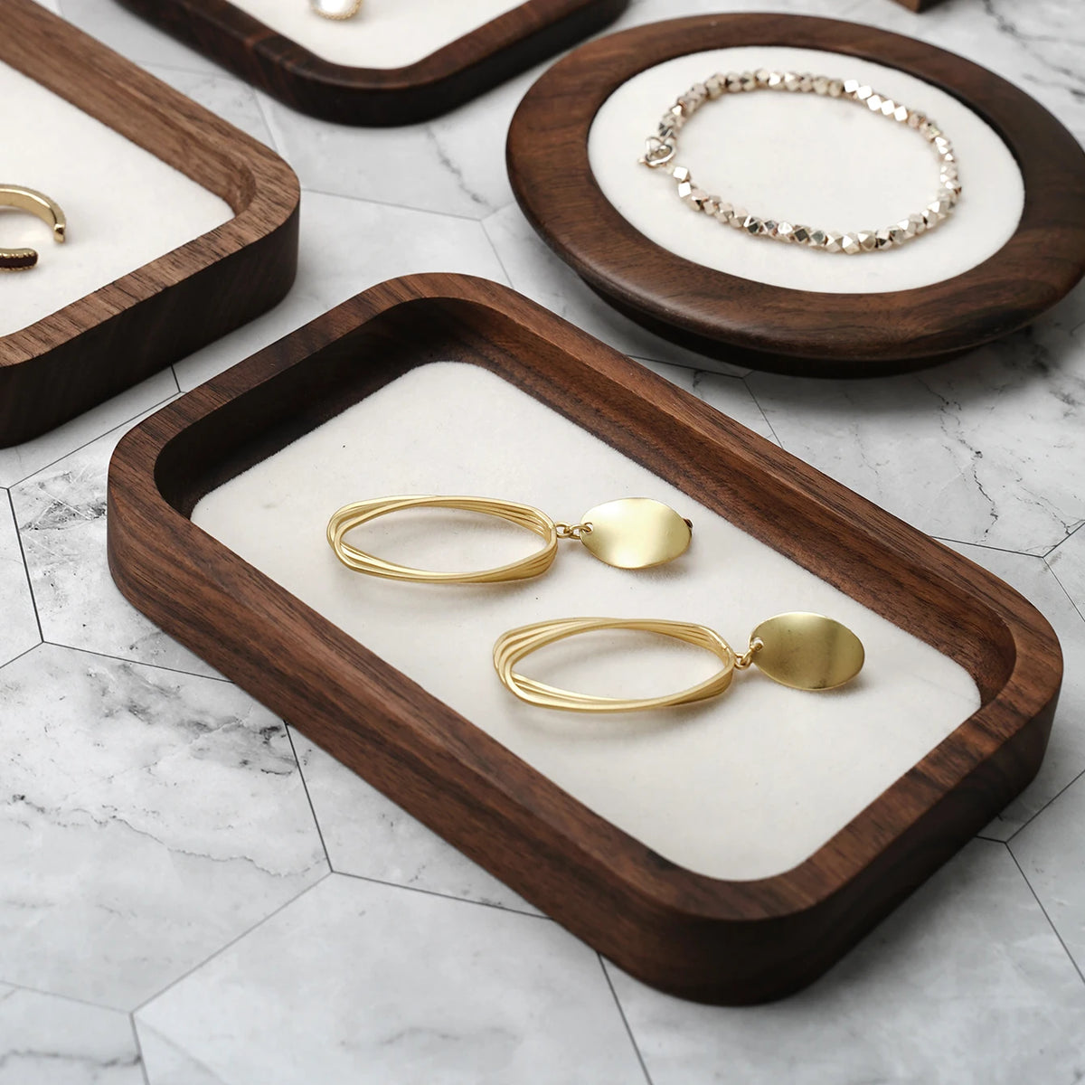 Walnut-Tone Wooden Jewelry Tray, product photo 3