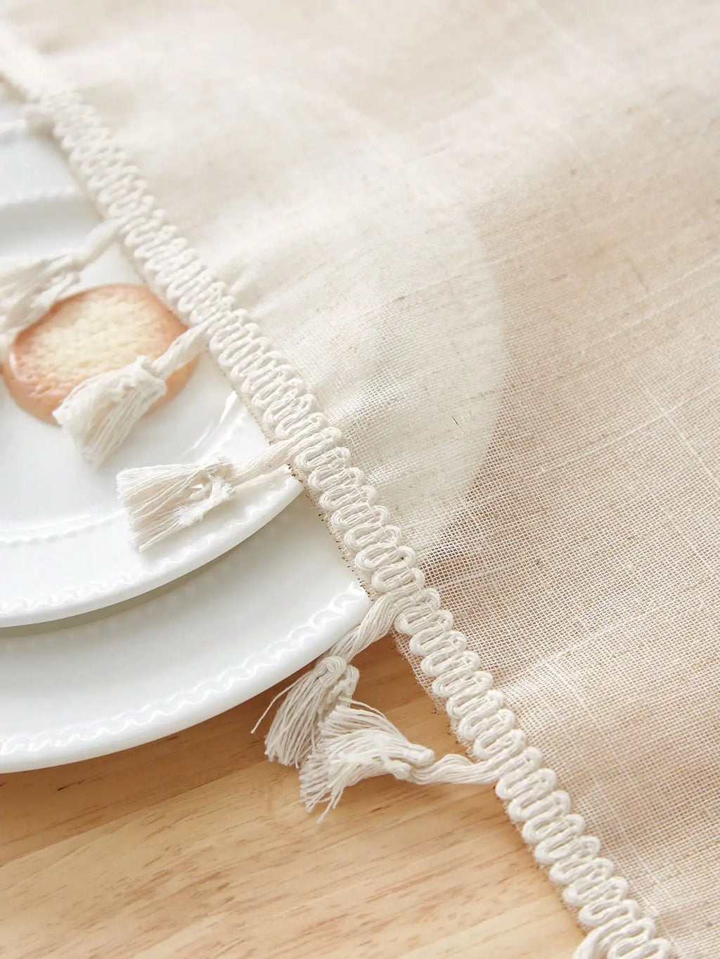 Tassel Tablecloth, product photo 4