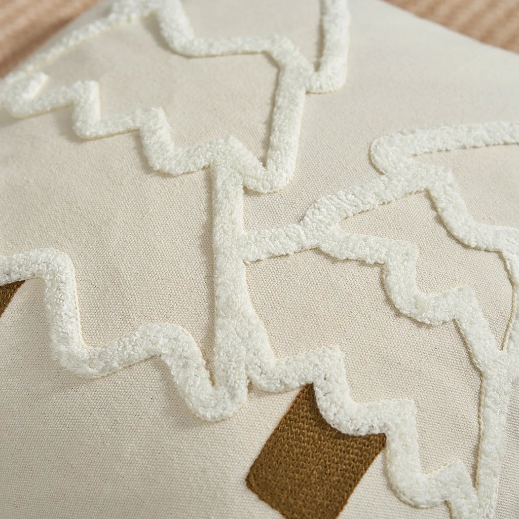 Tufted Christmas Tree Pillow Cover with Tassels, Holiday Throw Pillow Case for Sofa and Bed, Cream, Green or Red, Square or Lumbar
