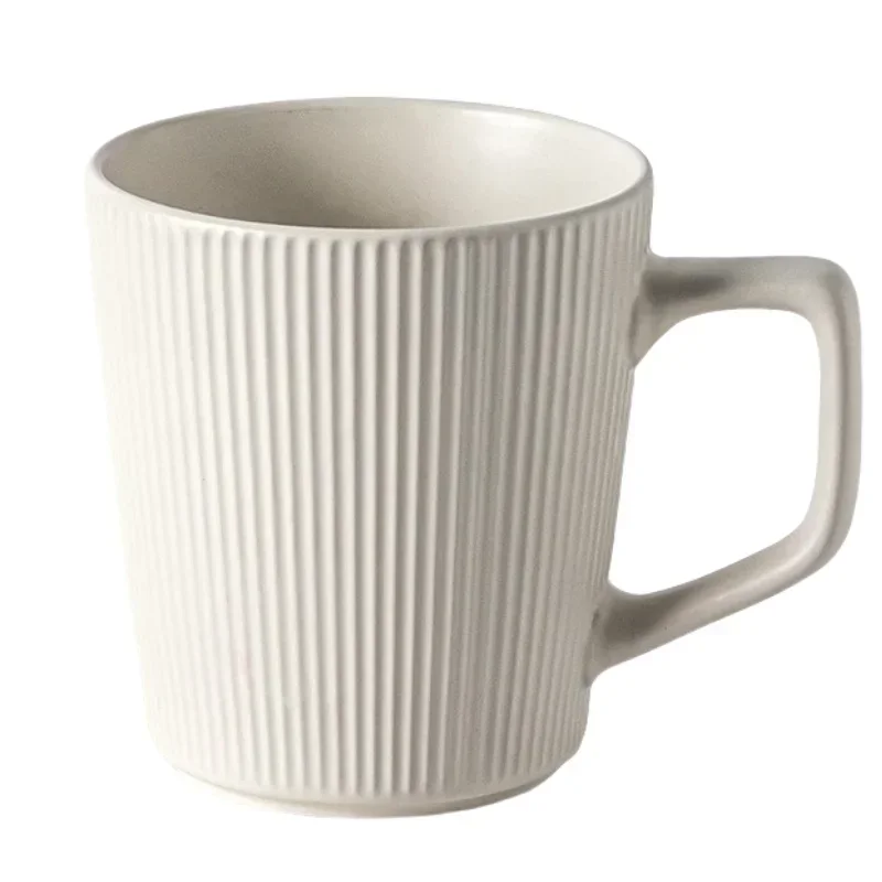 Matte Ceramic Mug with Relief Texture, 500 ml Nordic Coffee and Milk Mug, White or Brown