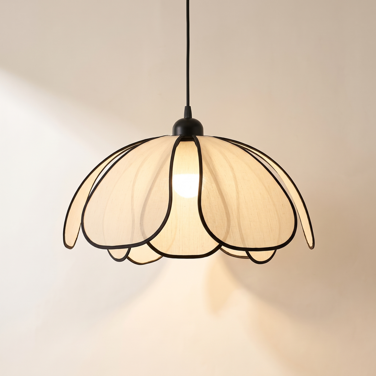 Lotus petal pendant light, product photo
