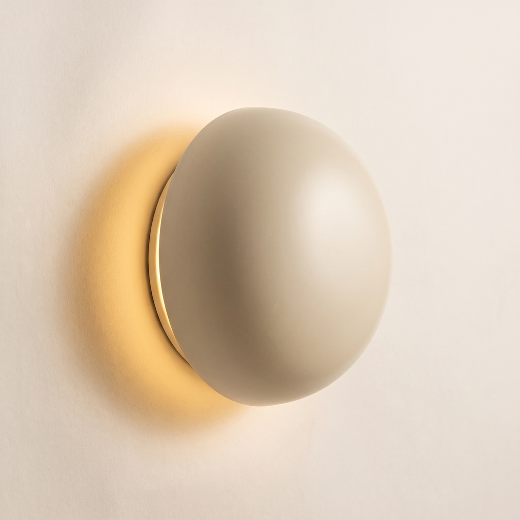 Round cream wall lamp, product photo