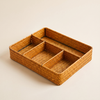 Seagrass desk basket, product photo