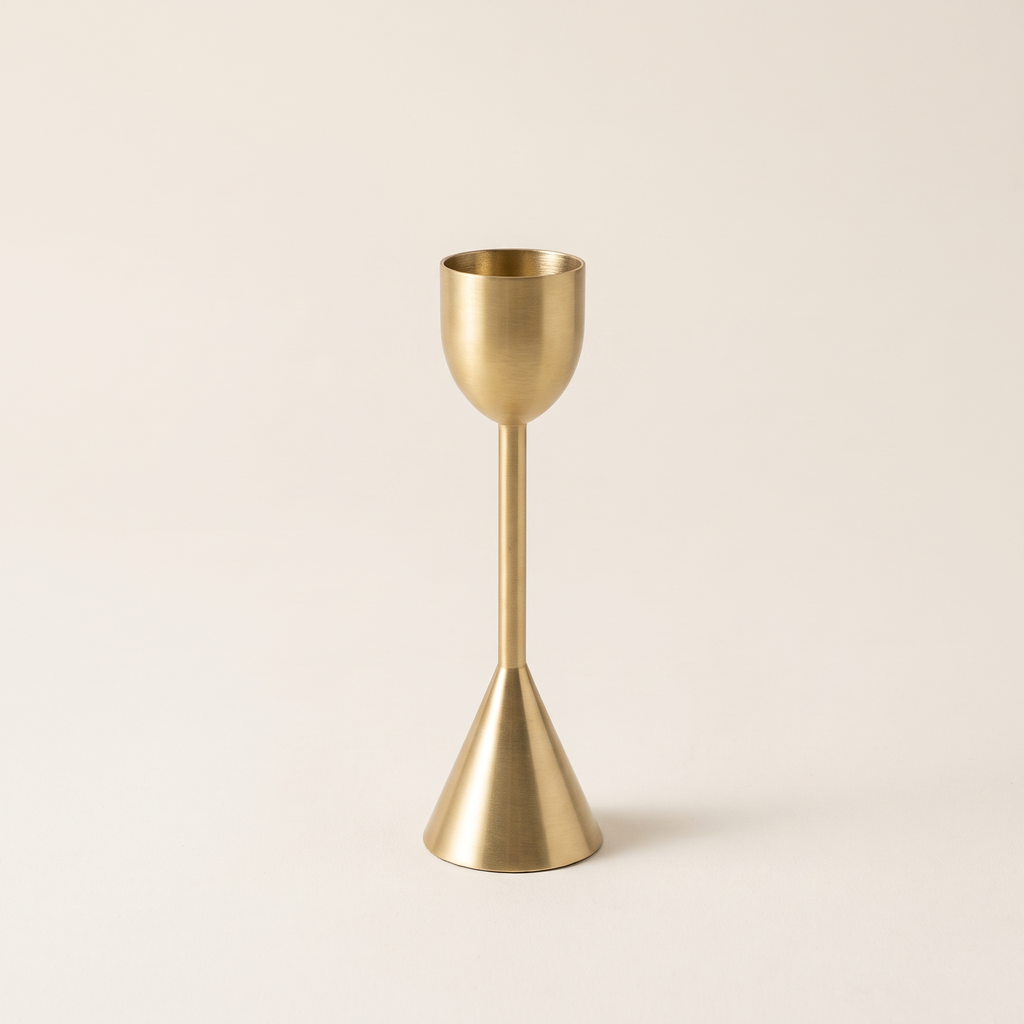 Gold metal candelabra, product photo