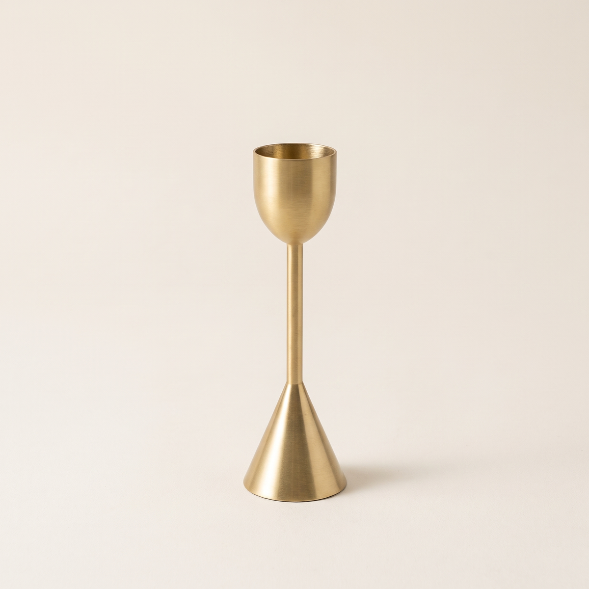 Gold metal candelabra, product photo